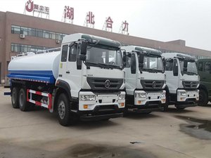 重汽斯太爾18噸灑水車(chē)-18噸綠化灑水車(chē)